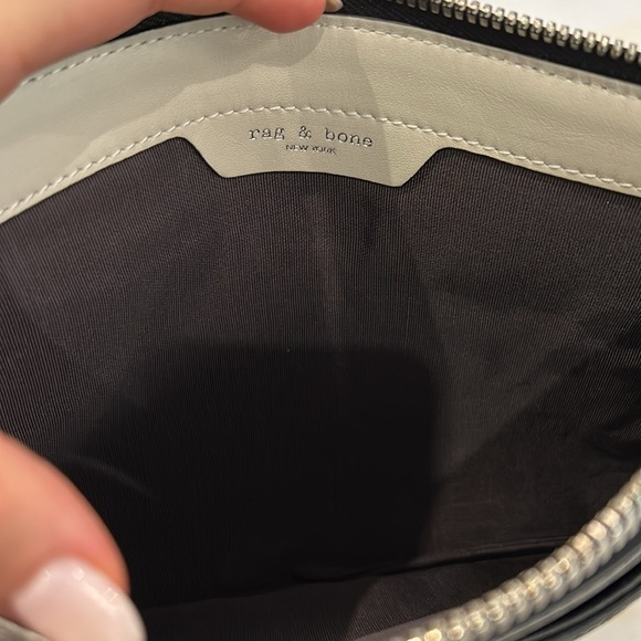 Never worn clutch! - Picture 5 of 5